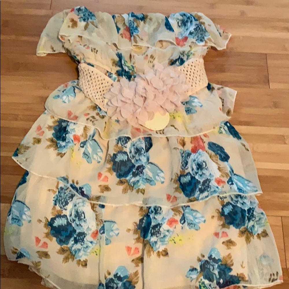 strapless dress
